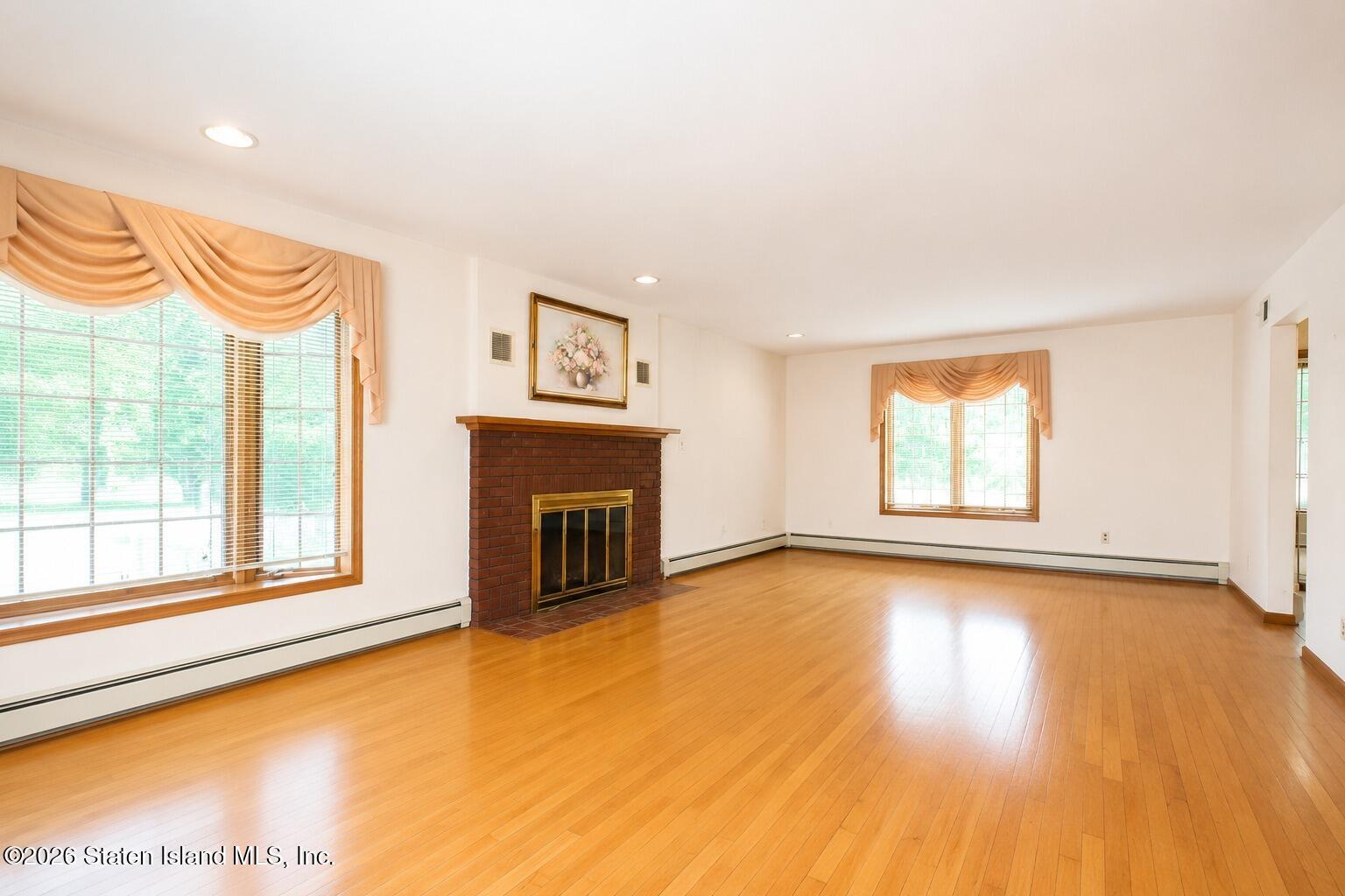 156 Hitchcock Avenue Image 5
