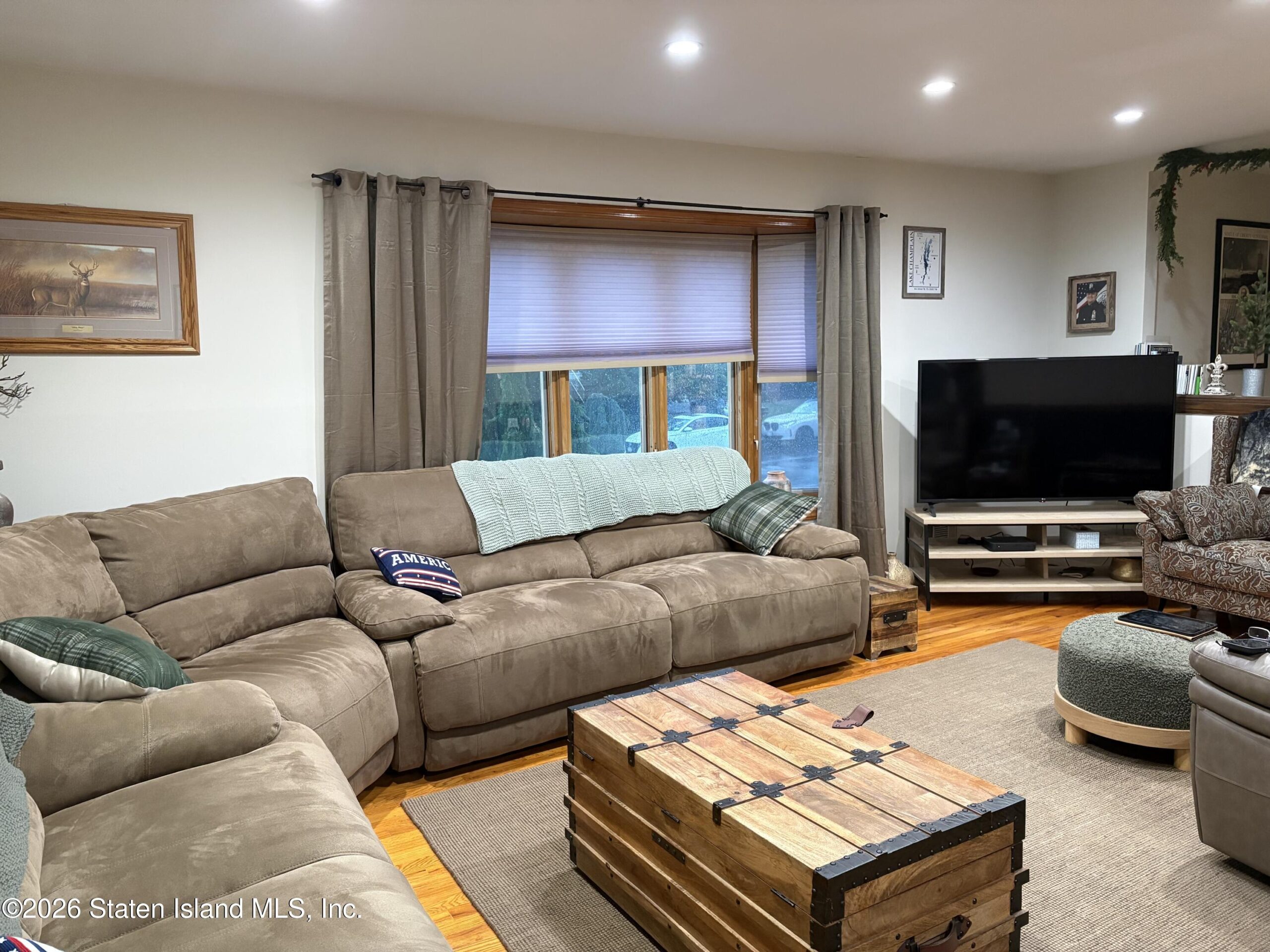 401 Vernon Avenue Image 3