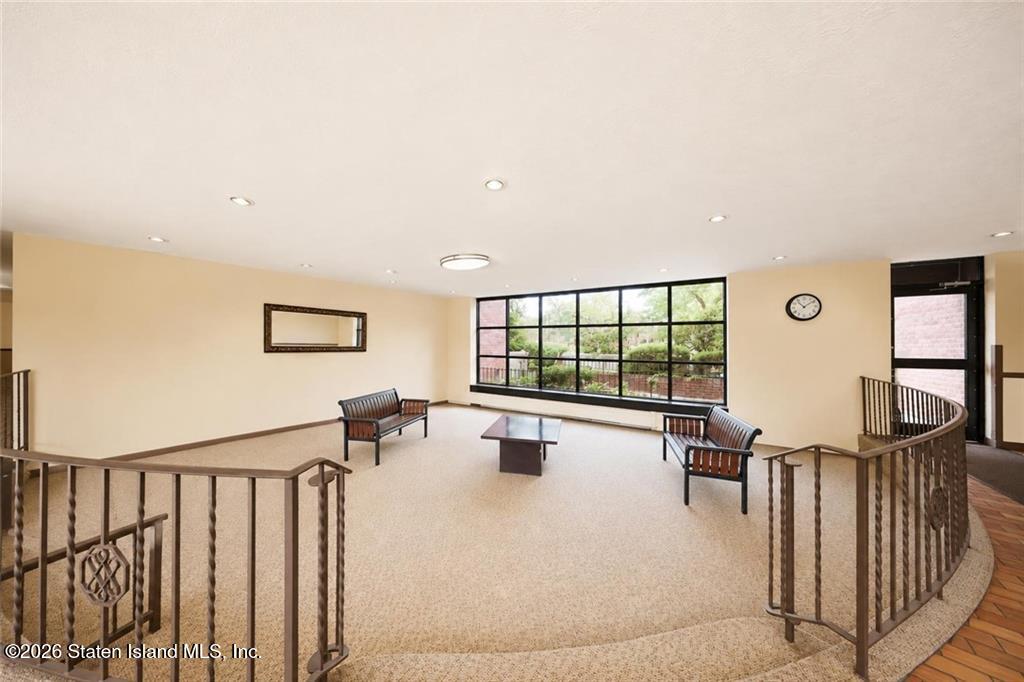 100 Colfax Avenue 3z, Staten Island, NY, 10306