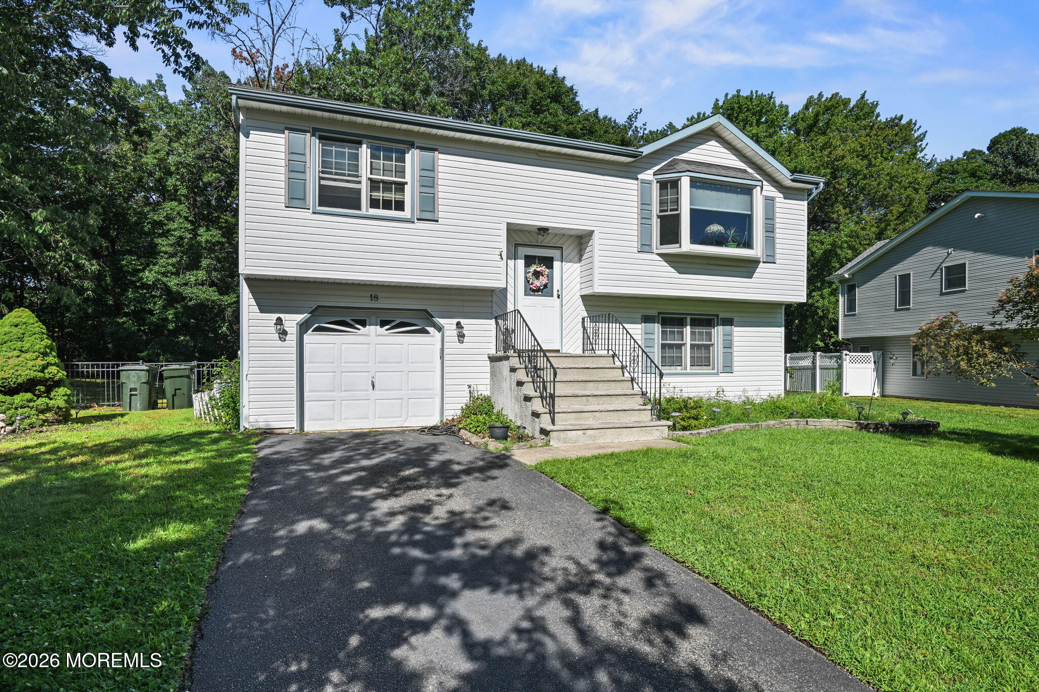 18 Molly Pitcher Drive Image 4