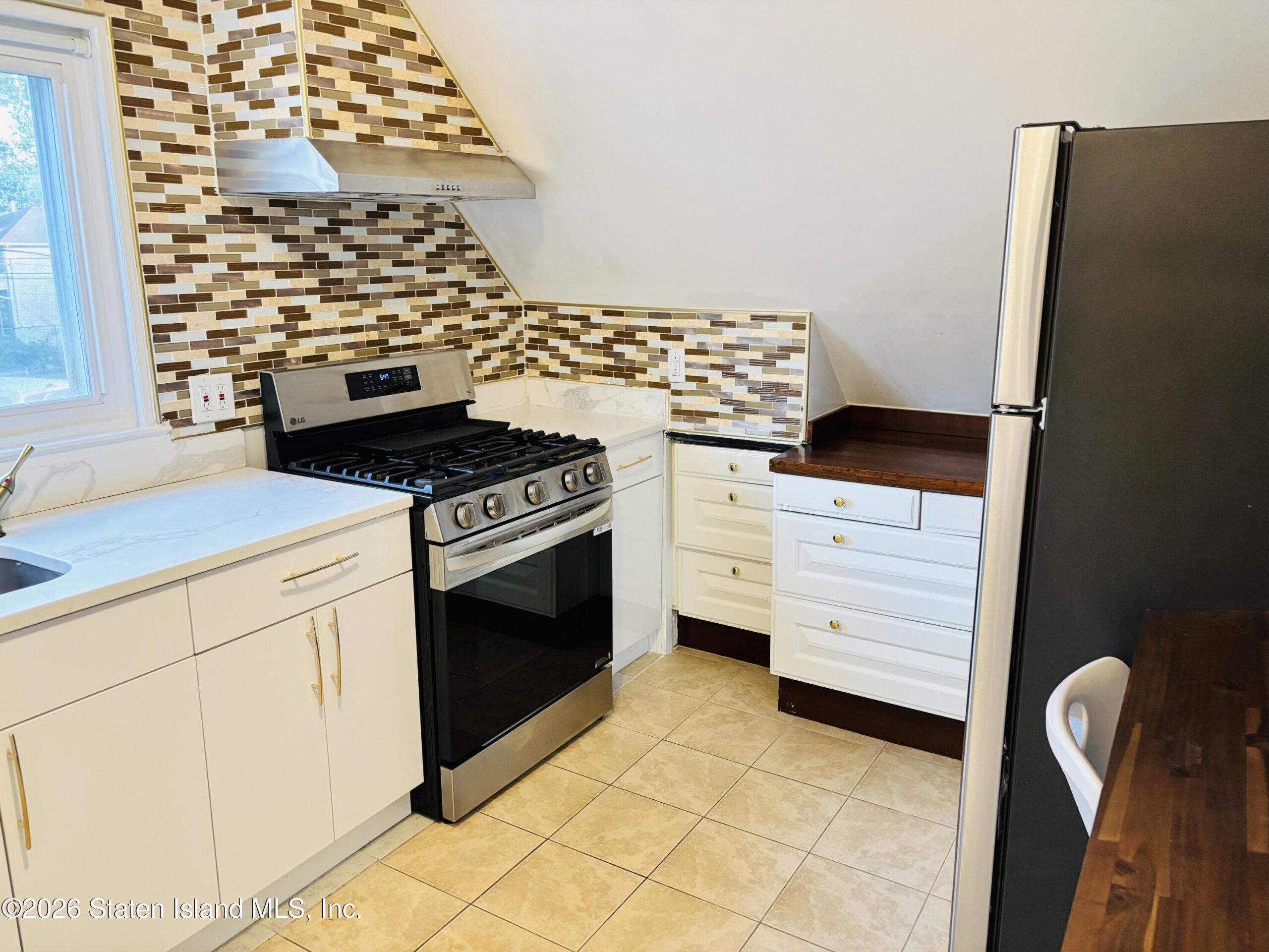 195 Prescott Avenue 2, Staten Island, NY, 10306