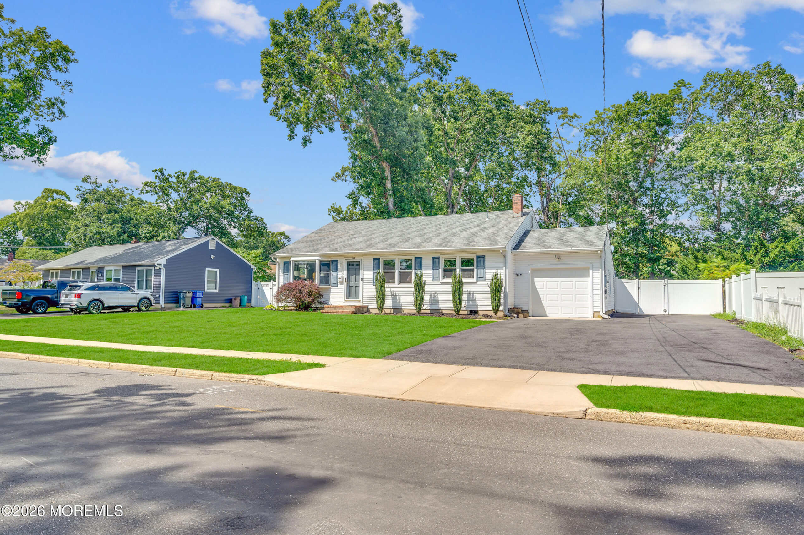 864 Roundtree Drive, Toms River, NJ, 08753 image 32