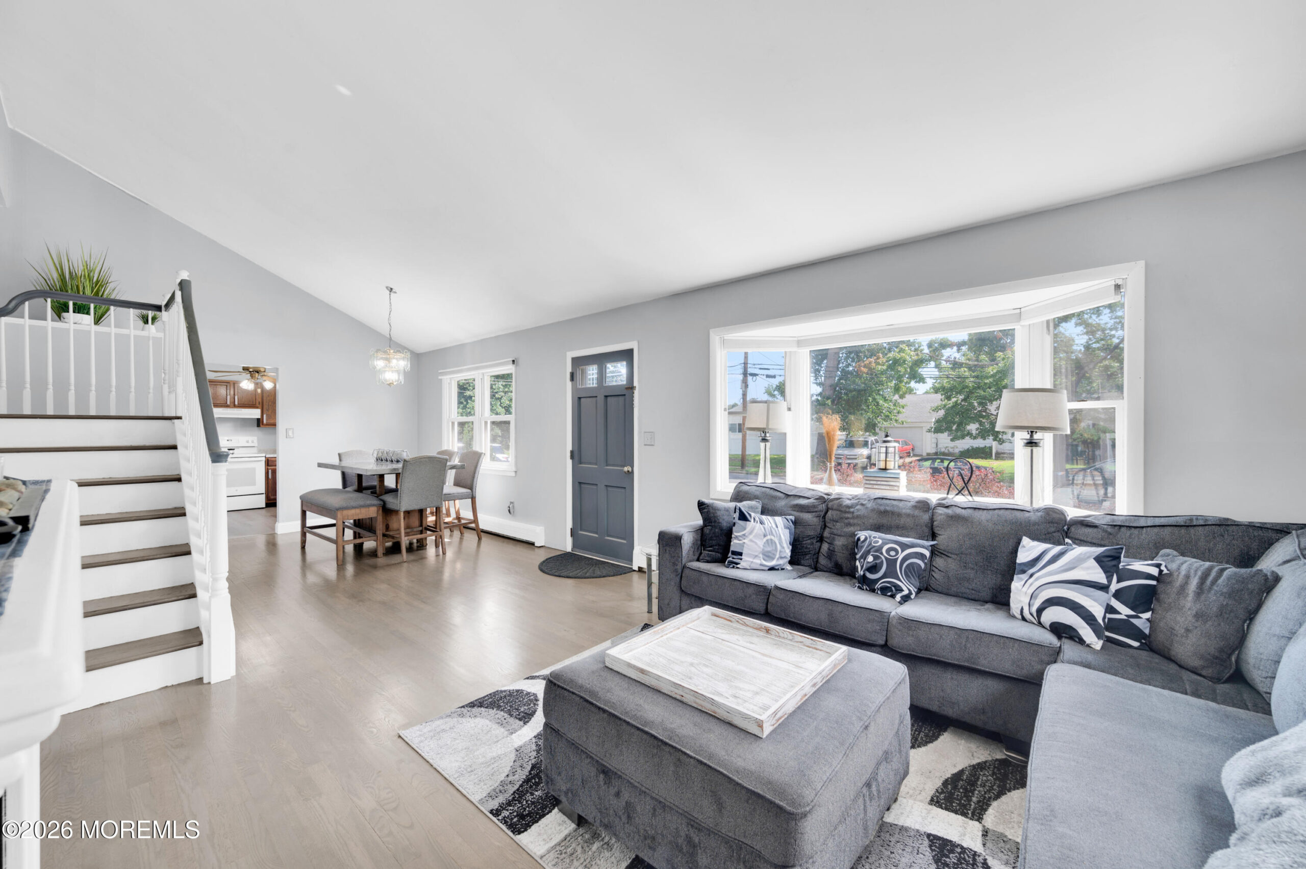 864 Roundtree Drive Image 3