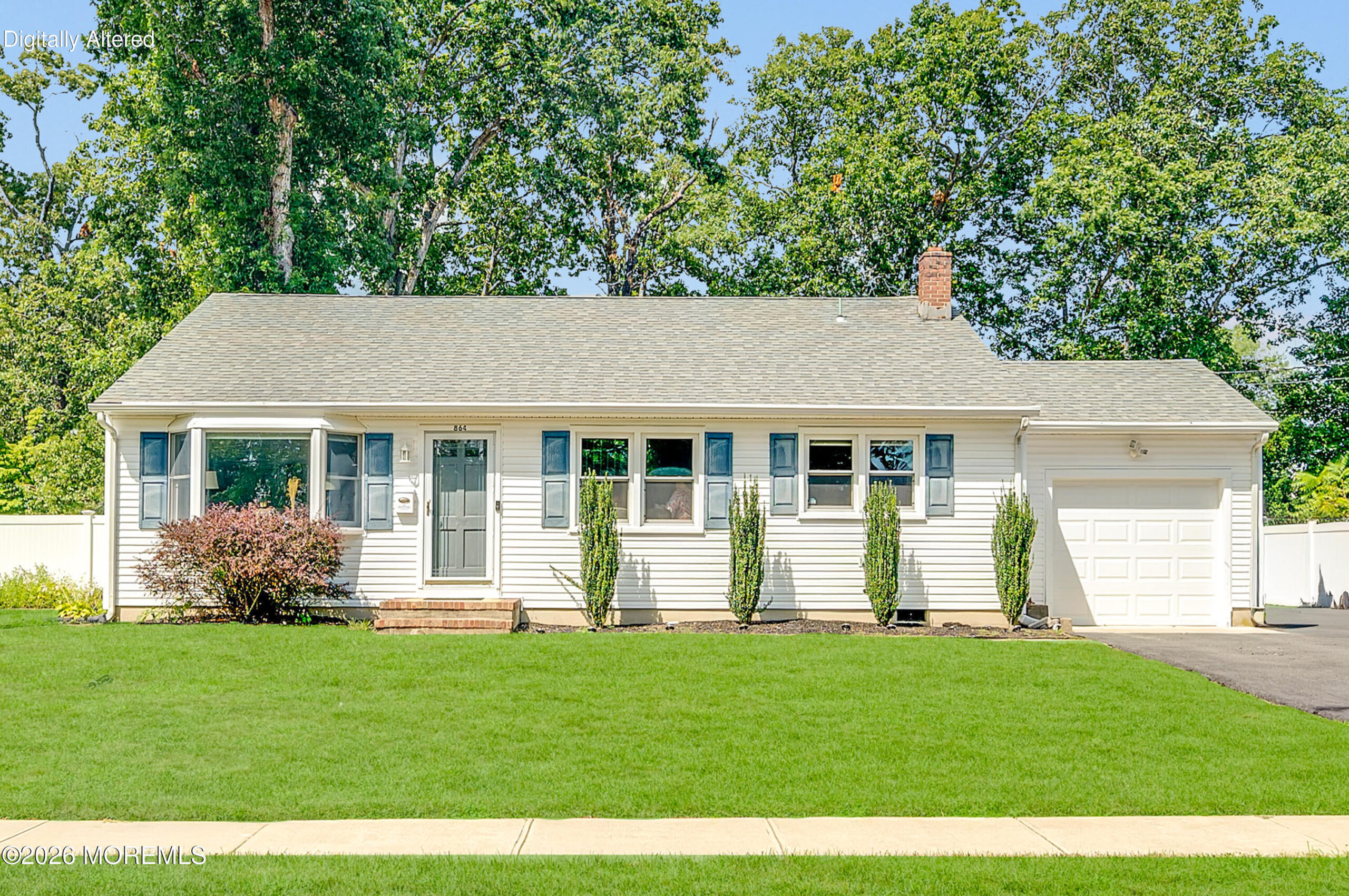 864 Roundtree Drive, Toms River, NJ, 08753