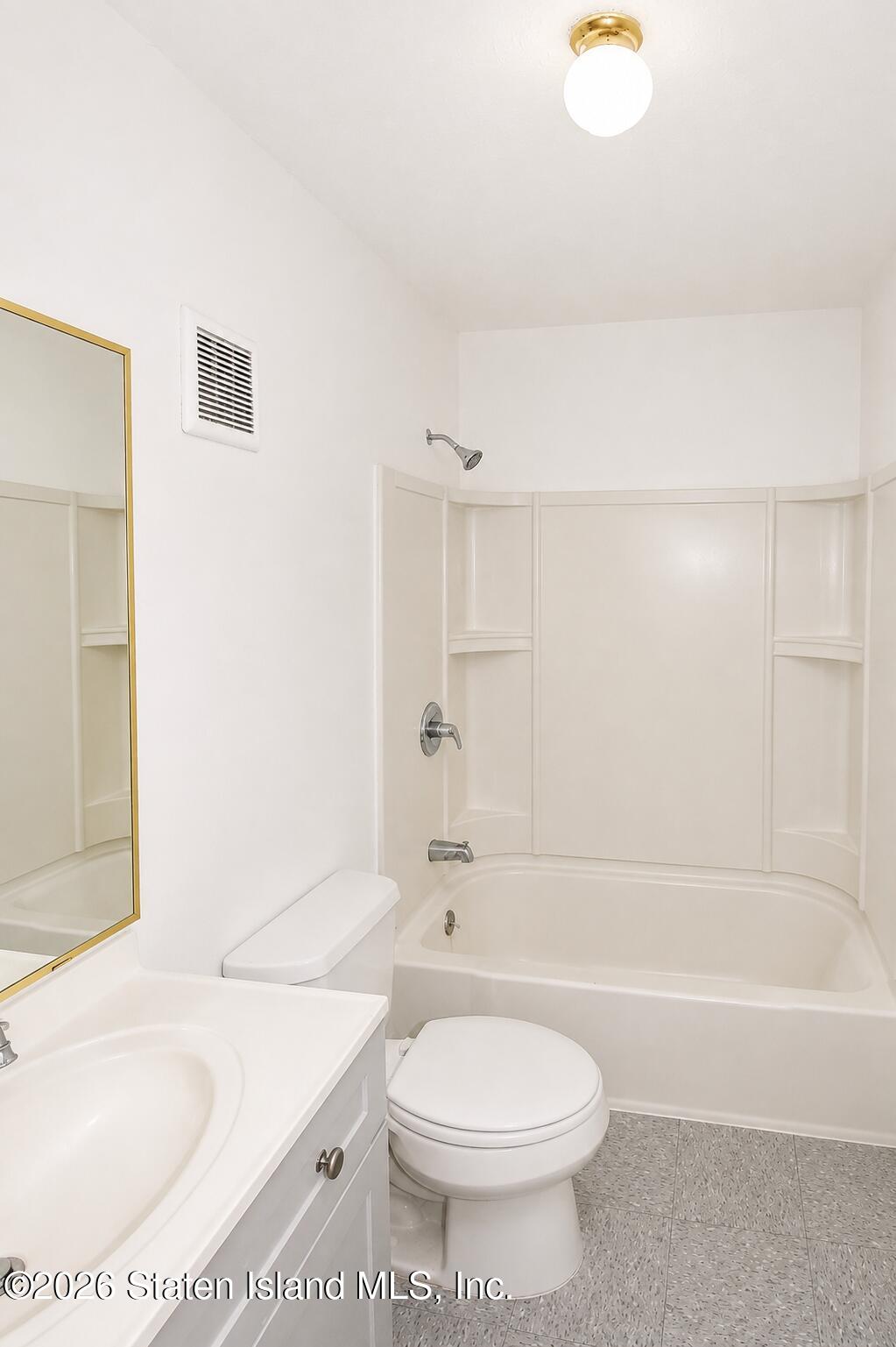 76 Jules Drive 2, Staten Island, NY, 10314 image 12
