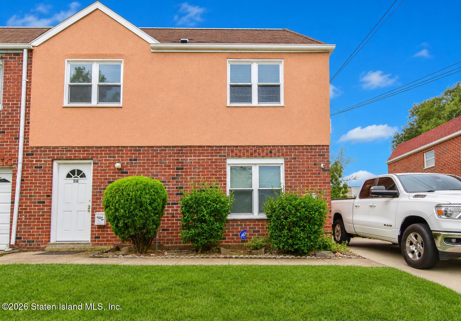 76 Jules Drive 2, Staten Island, NY, 10314