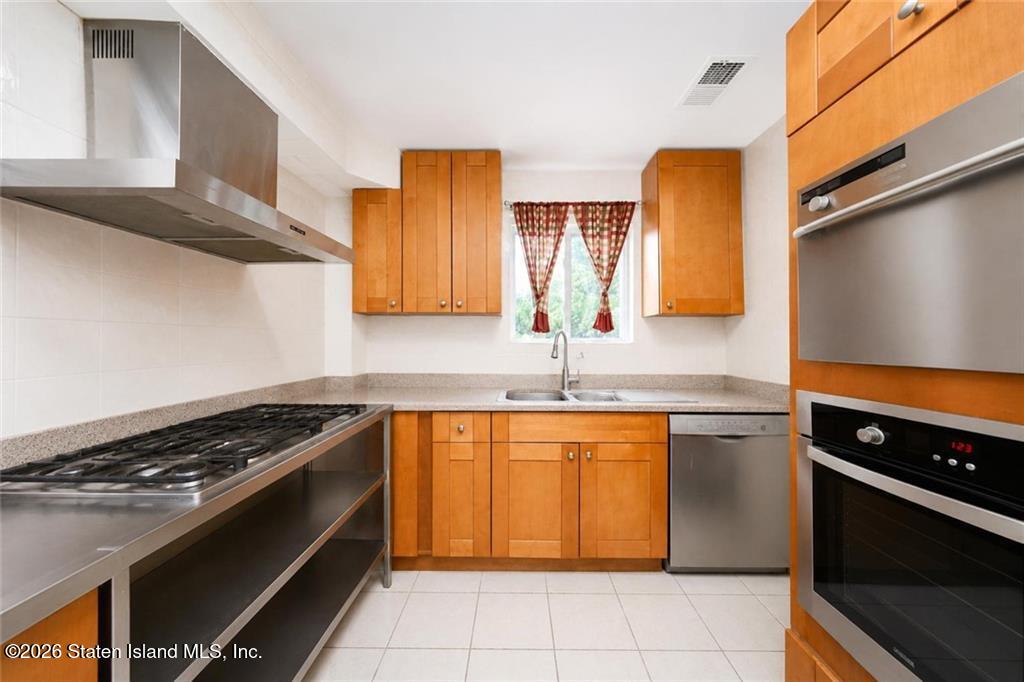 60 Bianca Court, Staten Island, NY, 10312 image 7