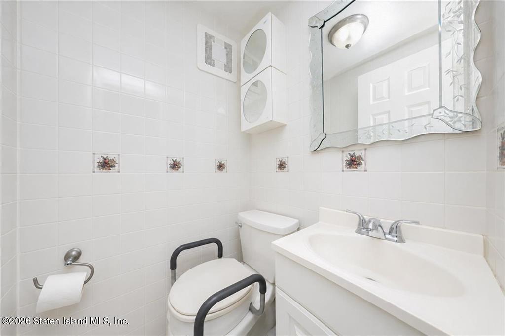 60 Bianca Court, Staten Island, NY, 10312 image 18