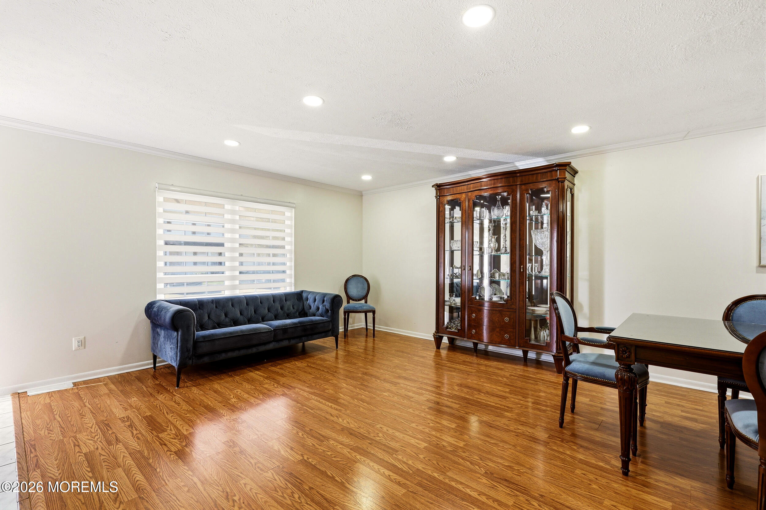 451 Rose Court Image 5