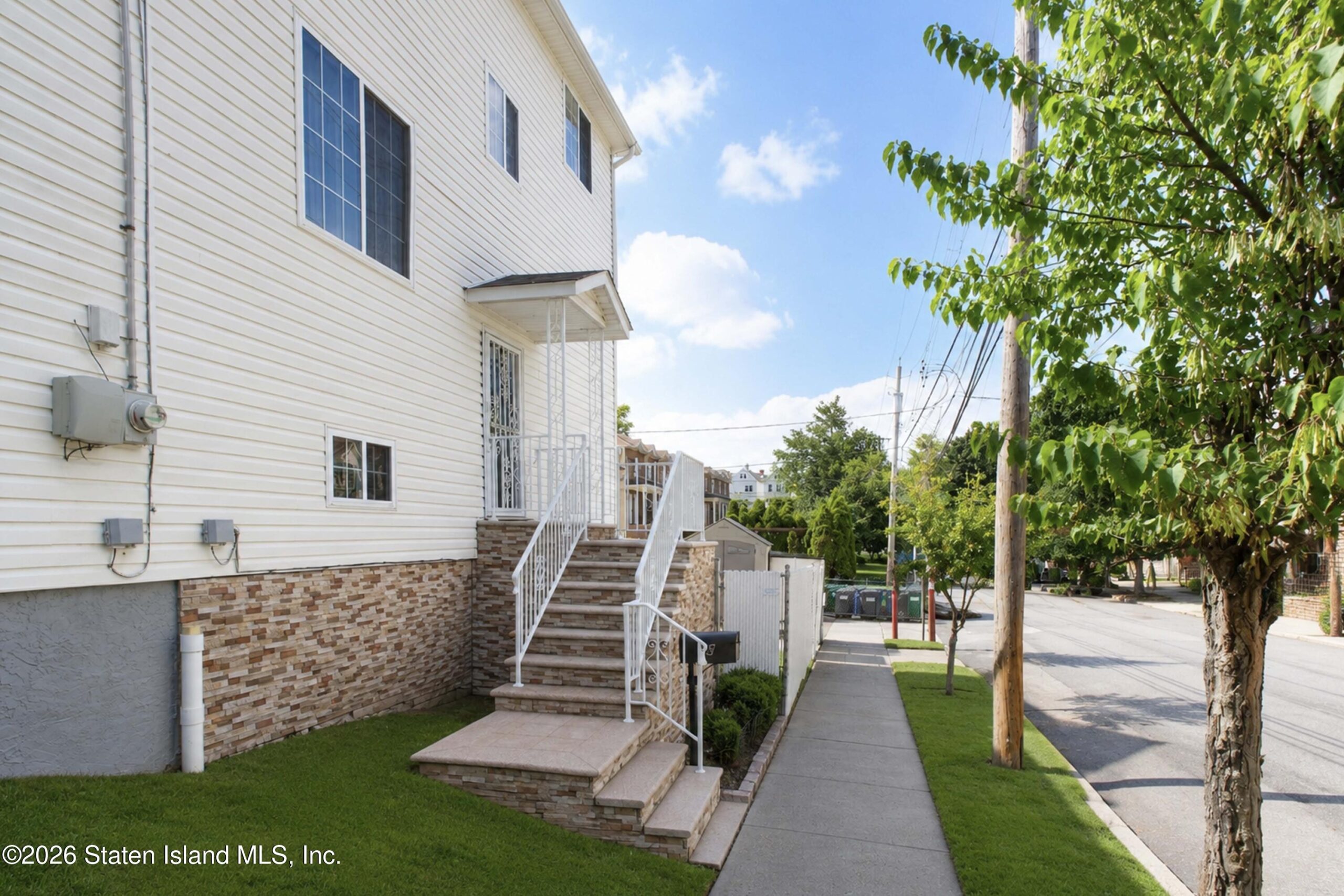 36 Rockwell Avenue, Staten Island, NY, 10305