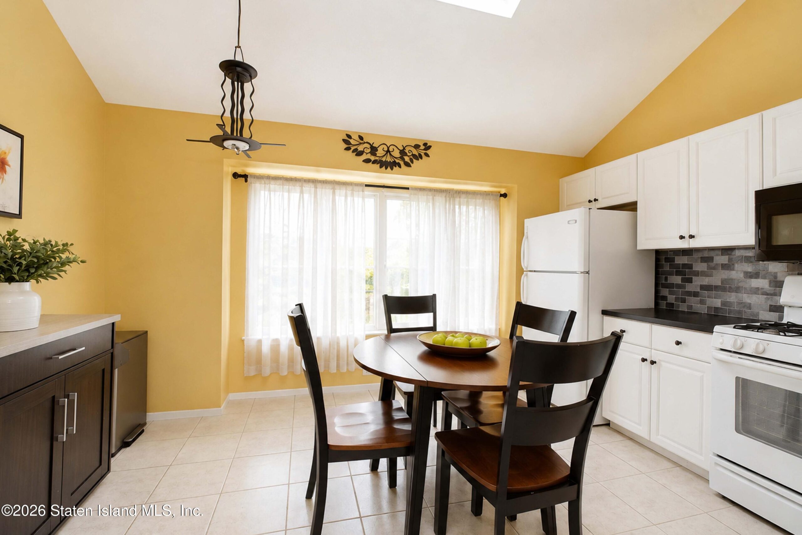 212 Kirshon Avenue, Staten Island, NY, 10314 image 12