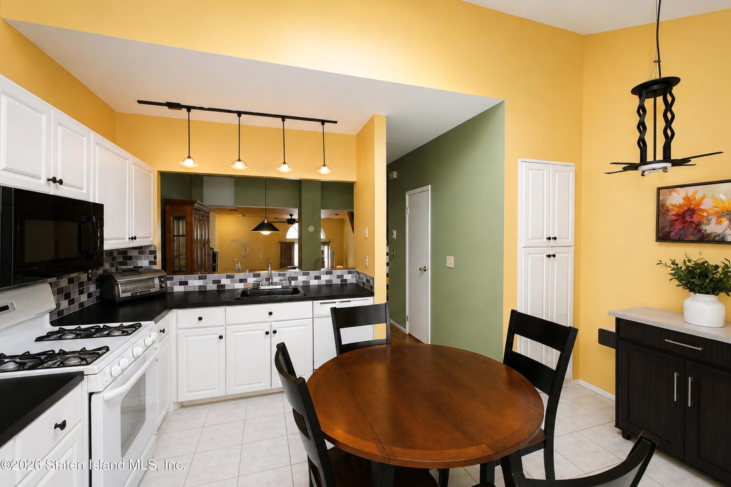 212 Kirshon Avenue, Staten Island, NY, 10314 image 14