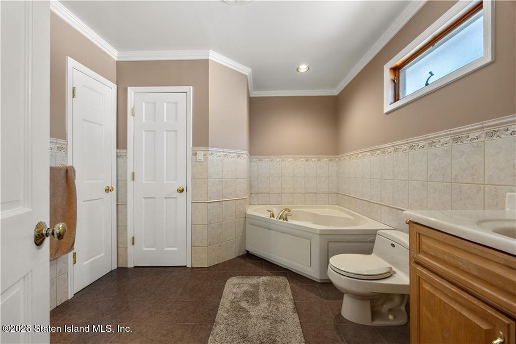 240 Atlantic Avenue, Staten Island, NY, 10305 image 17