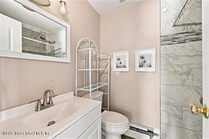 3877 Hylan Boulevard, Staten Island, NY, 10308 image 17