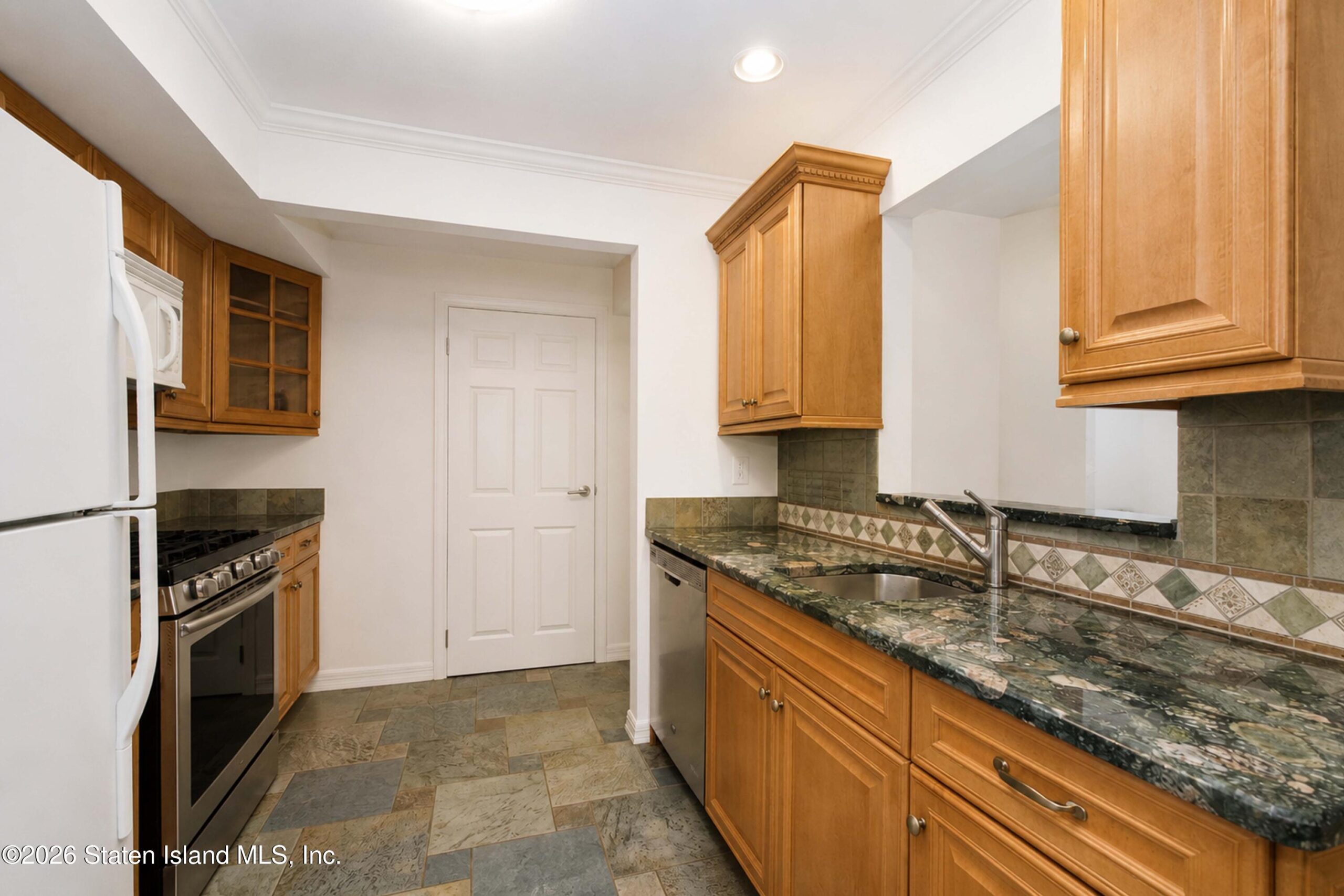 1440 Forest Hill Road 4, Staten Island, NY, 10314 image 16