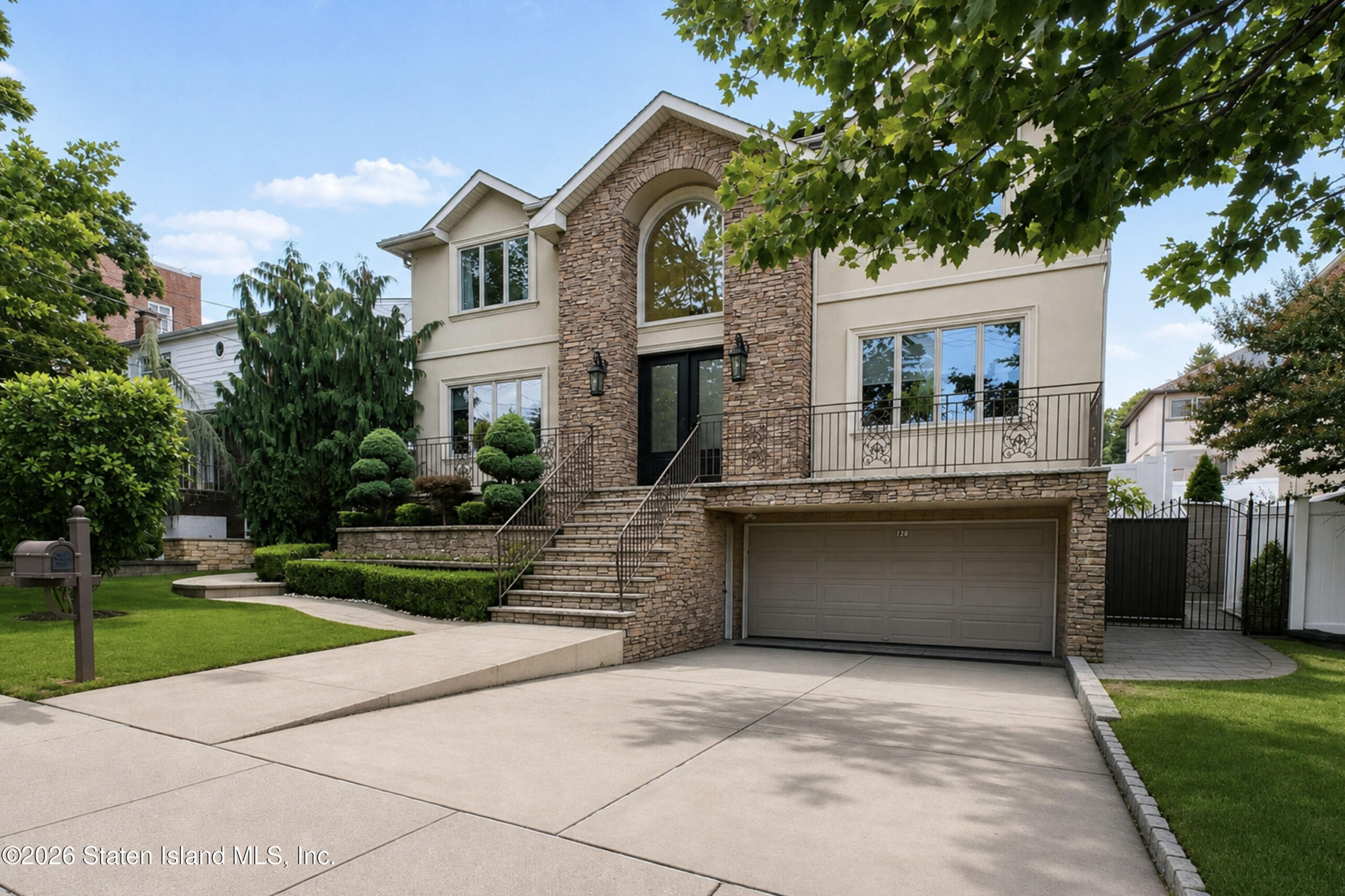 77 Macfarland Avenue Image 2