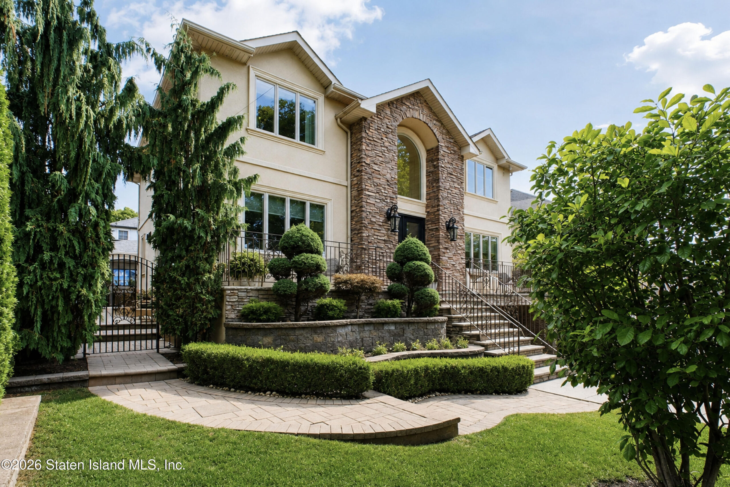 77 Macfarland Avenue Image 3