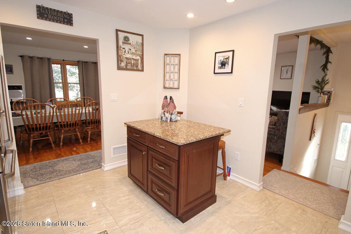 401 Vernon Avenue, Staten Island, NY, 10309 image 6