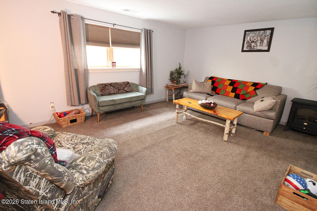 401 Vernon Avenue, Staten Island, NY, 10309 image 17