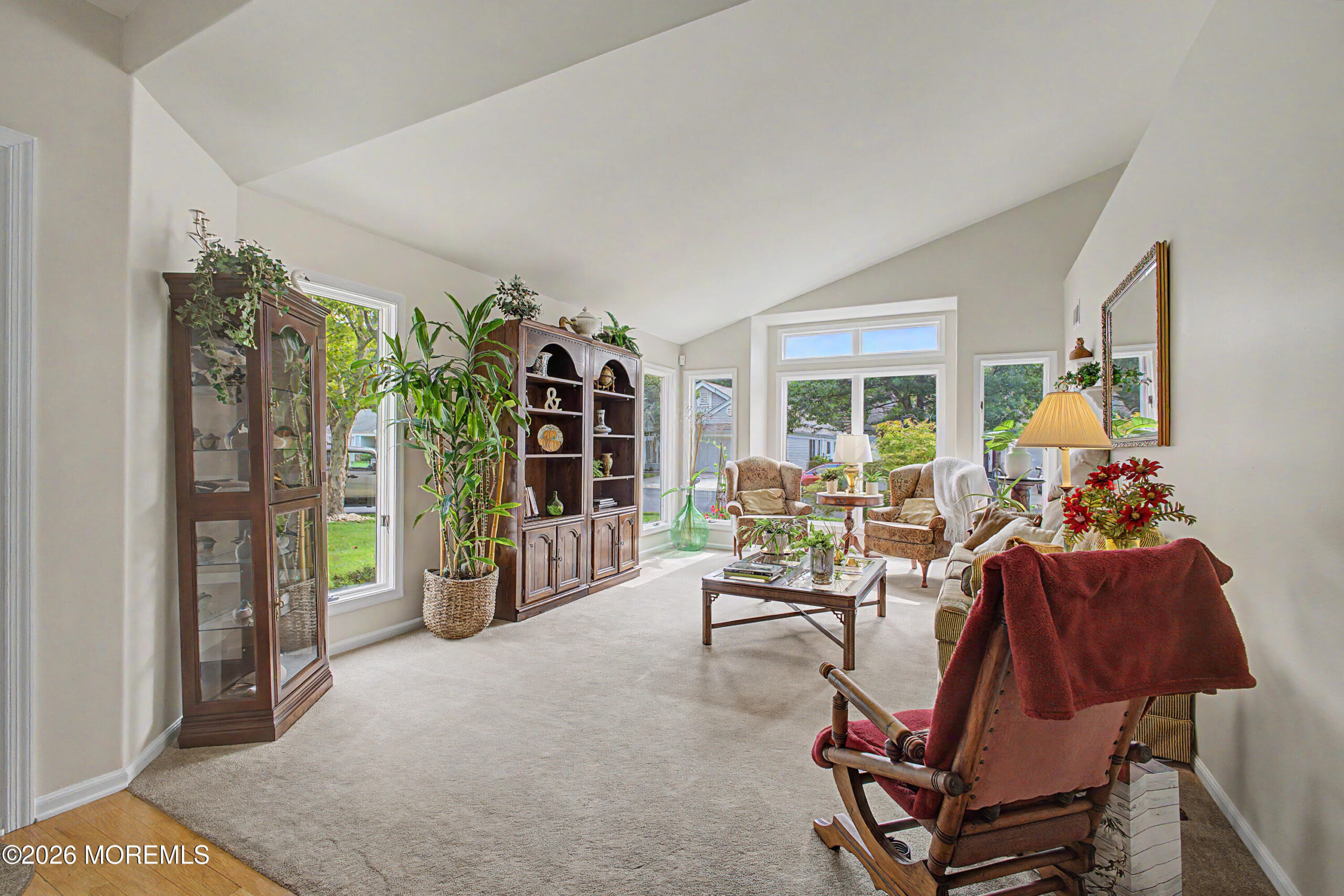 1652 Wisteria Court Image 4