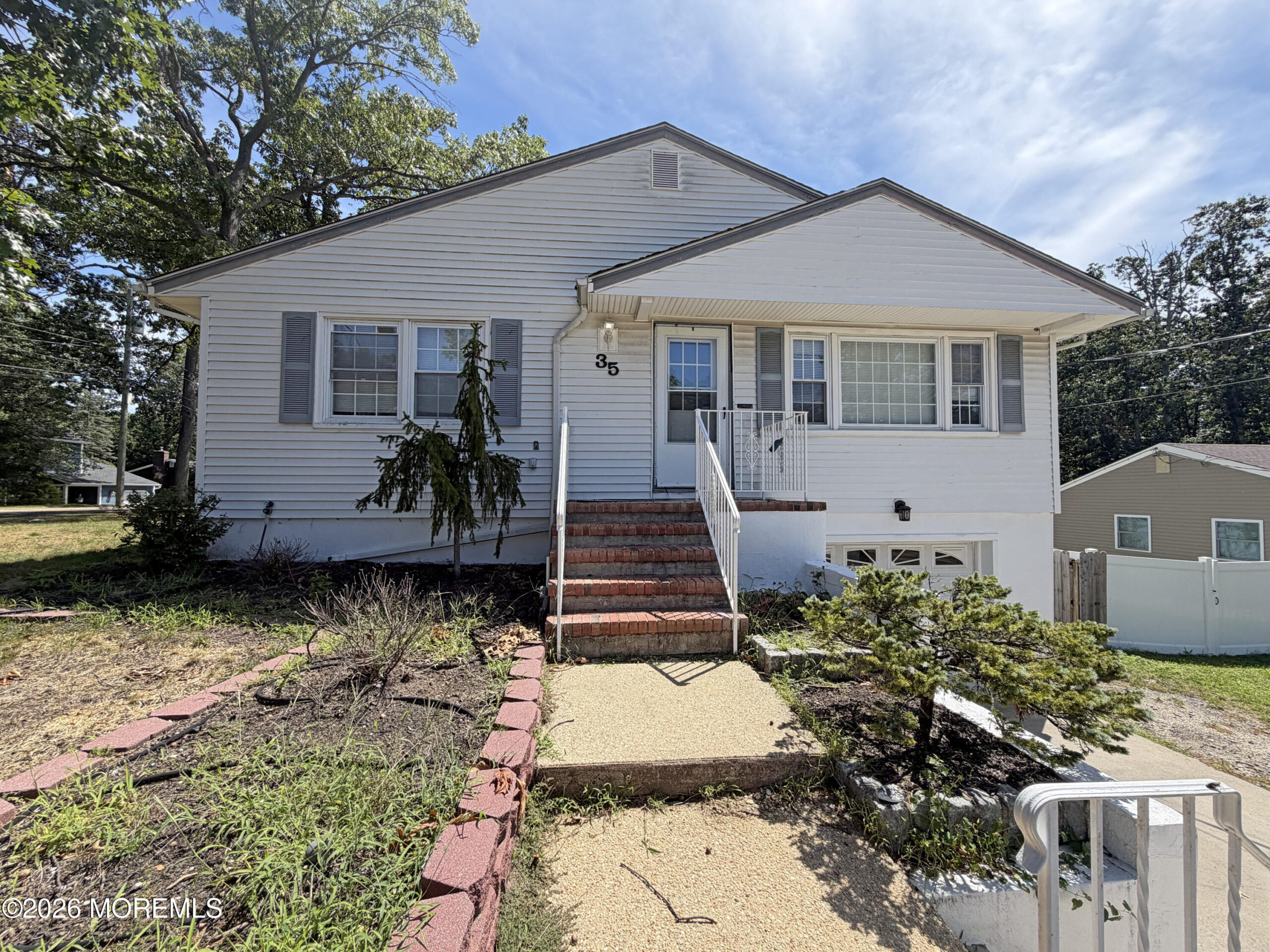35 Ruth Place Image 1