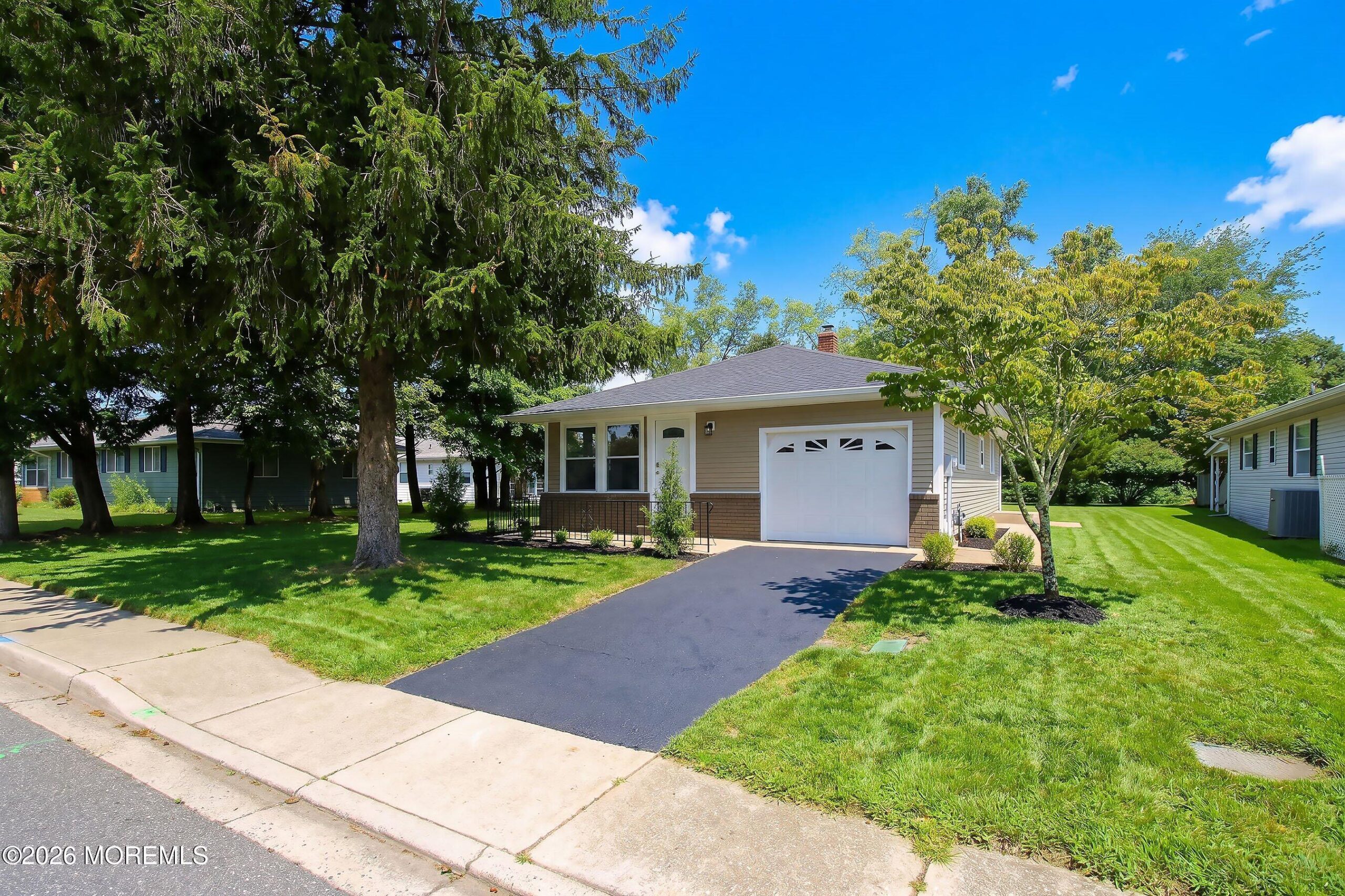 549 Jamaica Boulevard Image 3