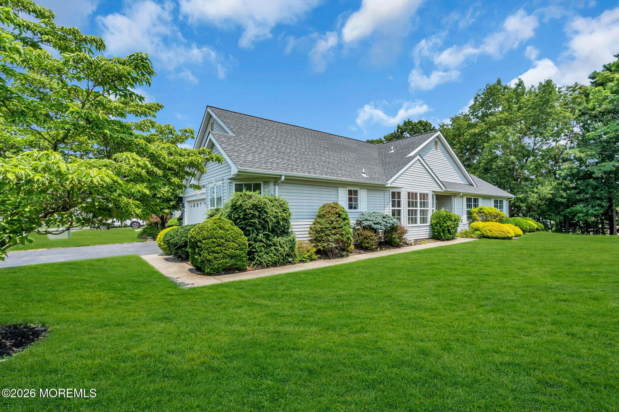 39 Strawberry Lane Image 2