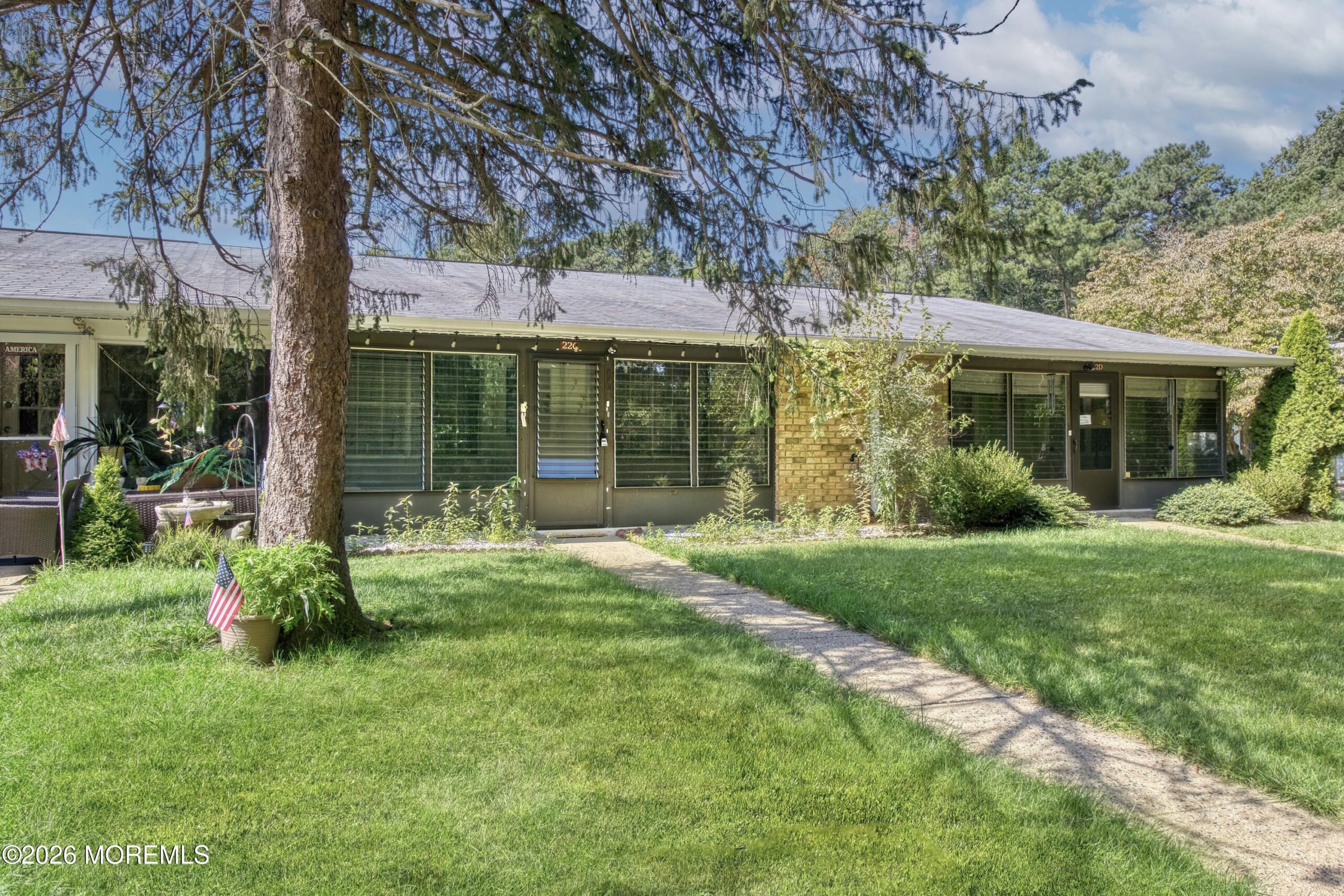 22C Yorkshire Court, Manchester, NJ, 08759