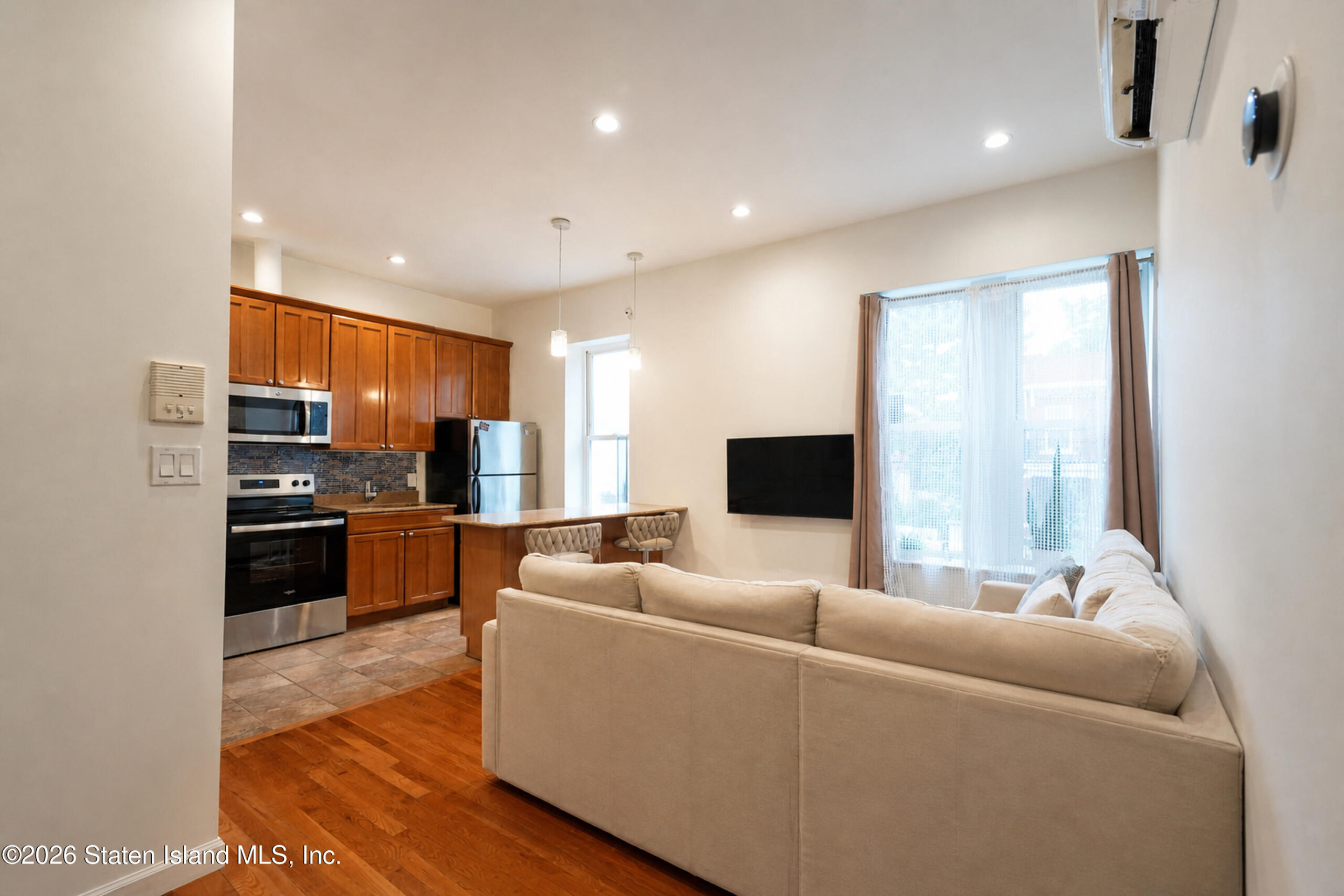 914 84th Street, Brooklyn, NY, 11228 image 9