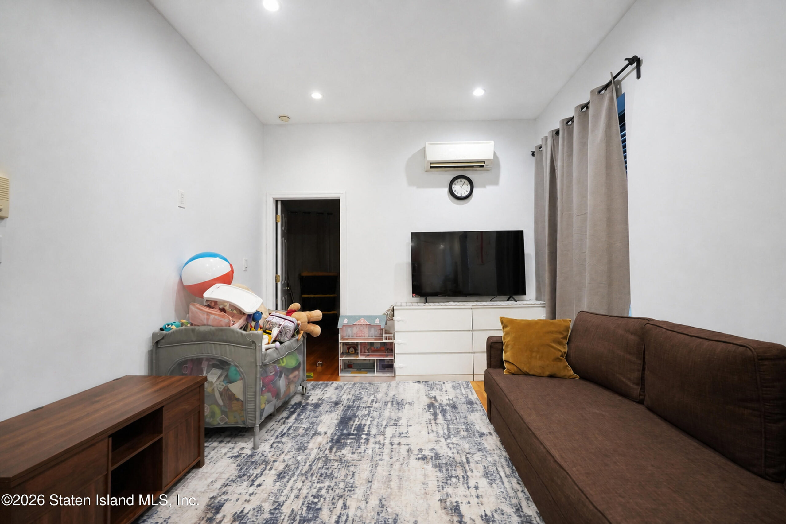 914 84th Street, Brooklyn, NY, 11228 image 18