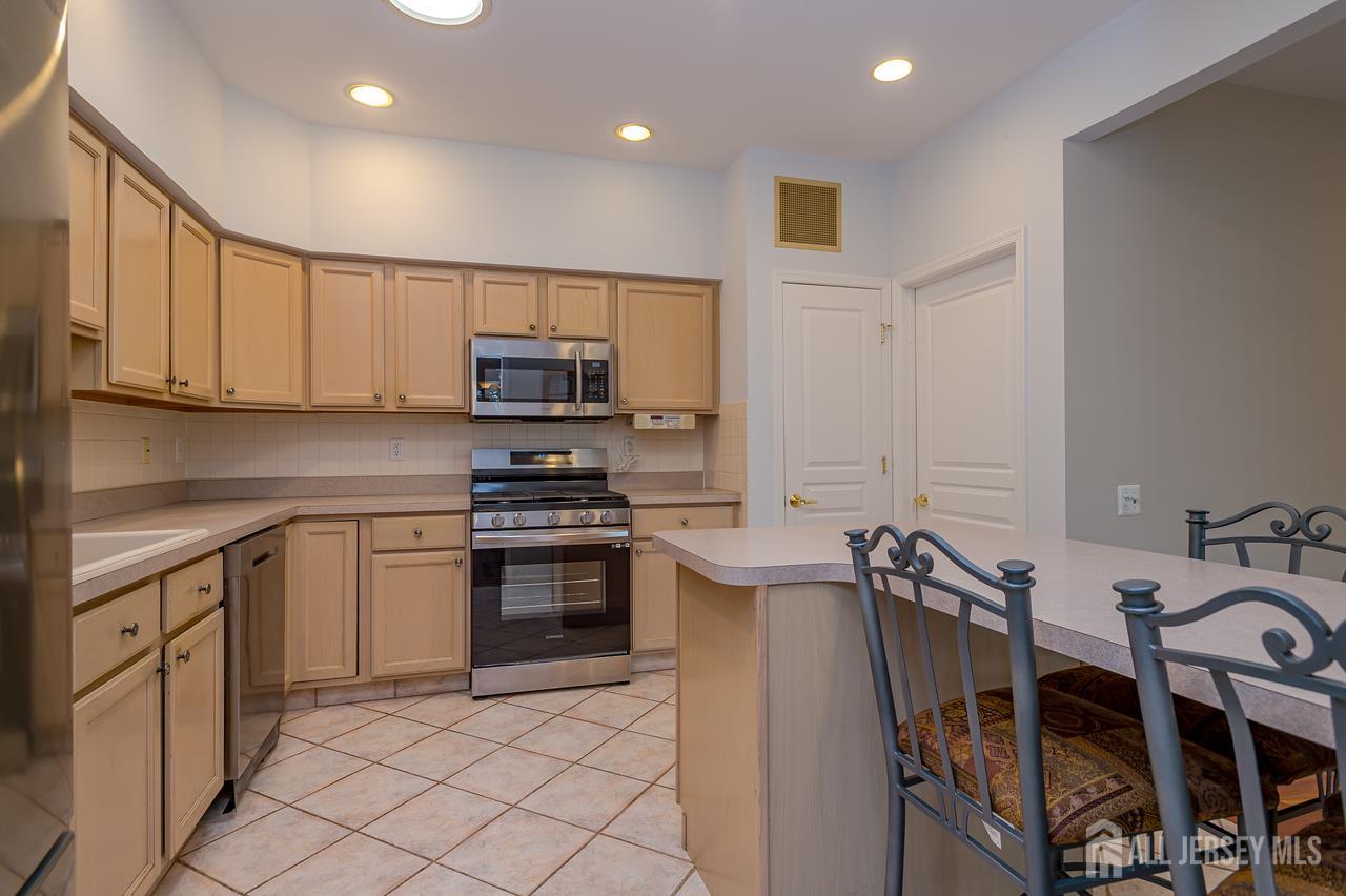 455 Bluebird Drive, Monroe, NJ, 08831 image 13