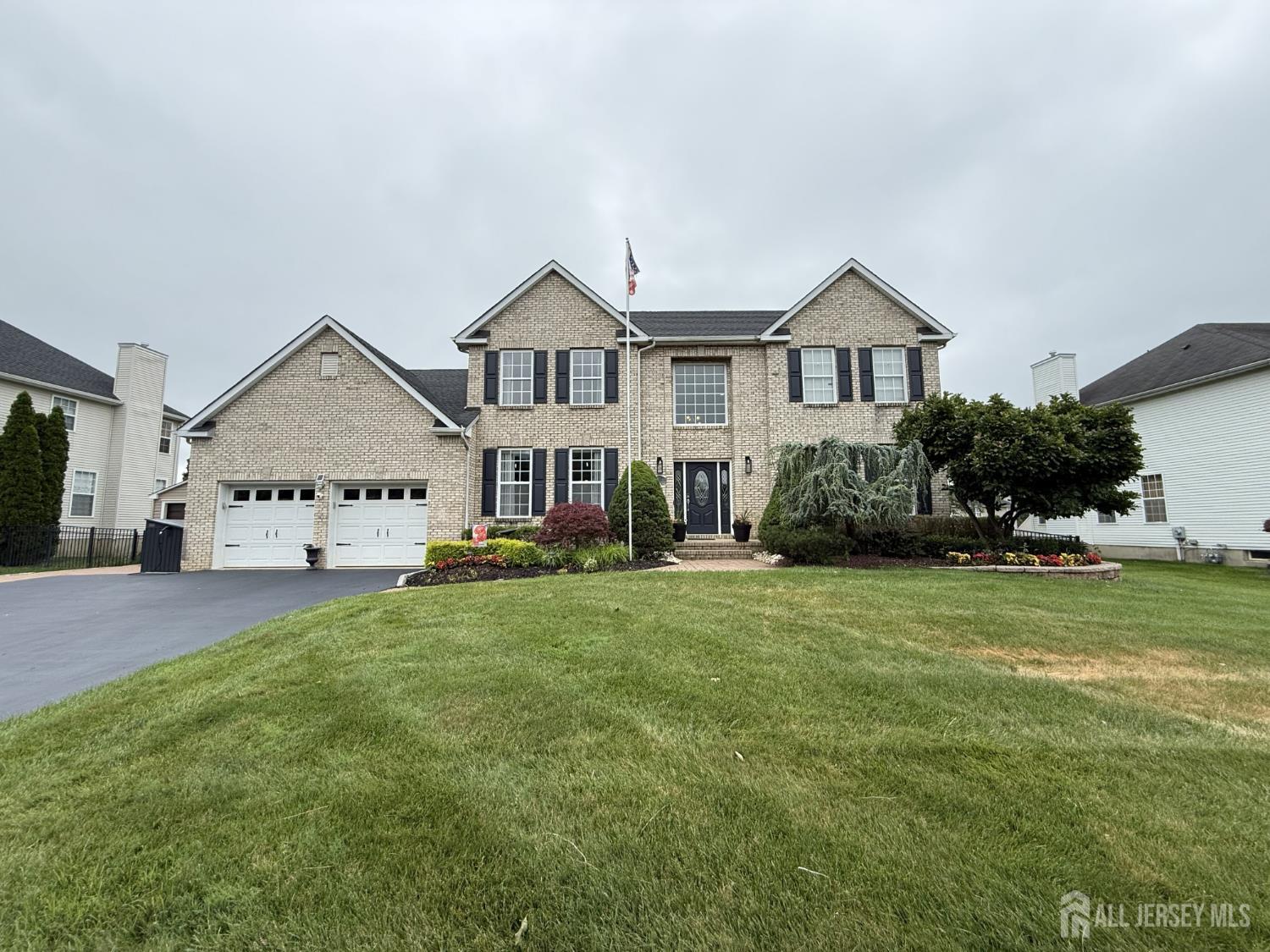 27 Mitchell Drive Image 1