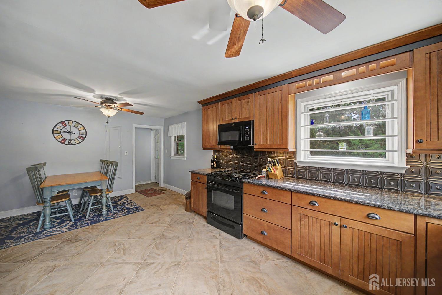 409 Ridge Road, South Brunswick, NJ, 08810 image 34