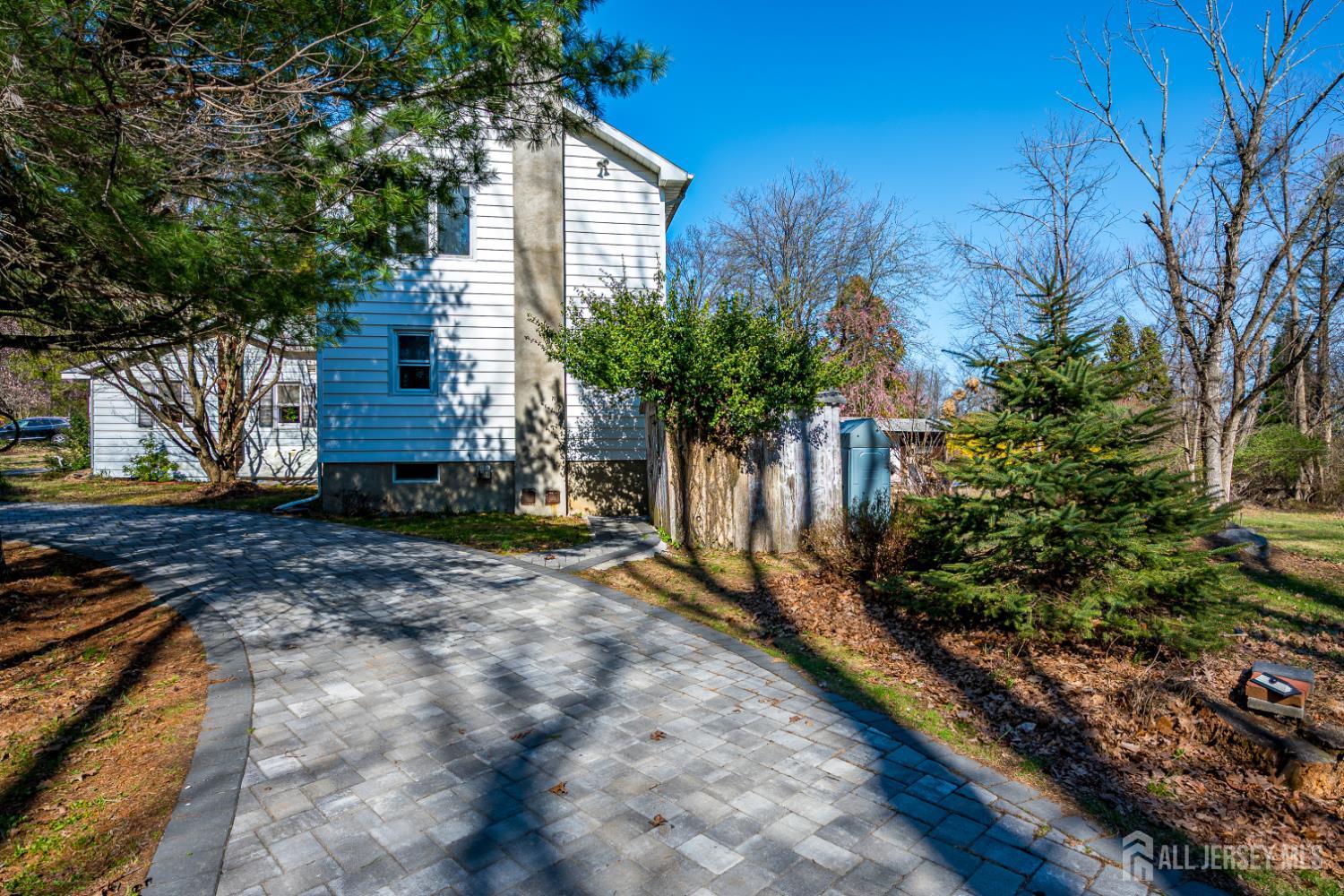 16 Skytop Road Image 5