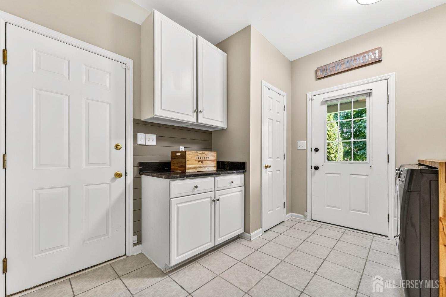 836 Atkinson Circle, Hillsborough, NJ, 08844 image 34