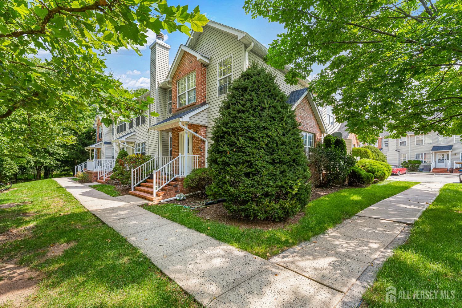 262 Retta Court Image 4