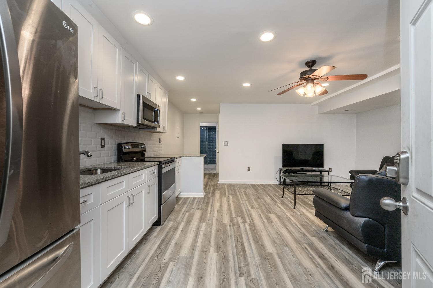 7010 Grand Avenue, North Bergen, NJ, 07047 image 39