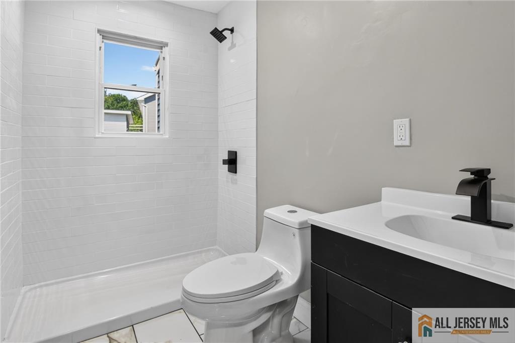 16 Oakwood Place, North Brunswick, NJ, 08902 image 11