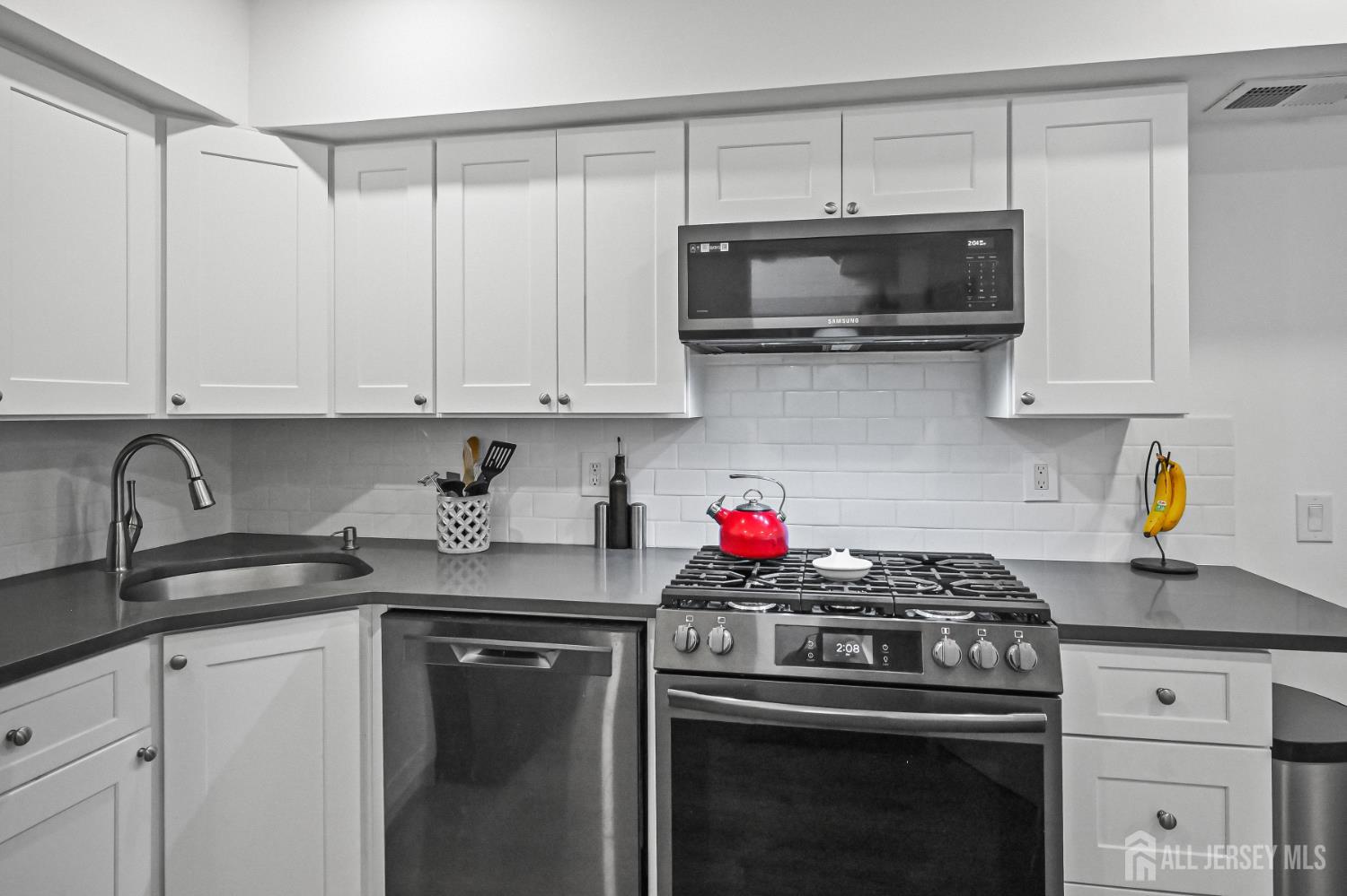 67 Galewood Drive B Image 5