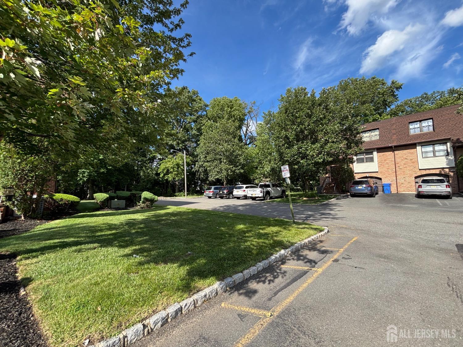 6005 N Oaks Boulevard, North Brunswick, NJ, 08902 image 28