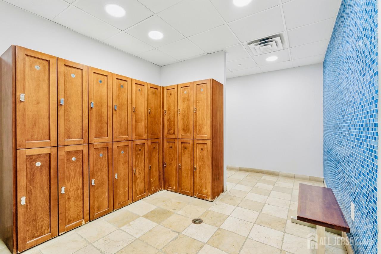 1 Spring Street 2204, New Brunswick, NJ, 08901 image 56