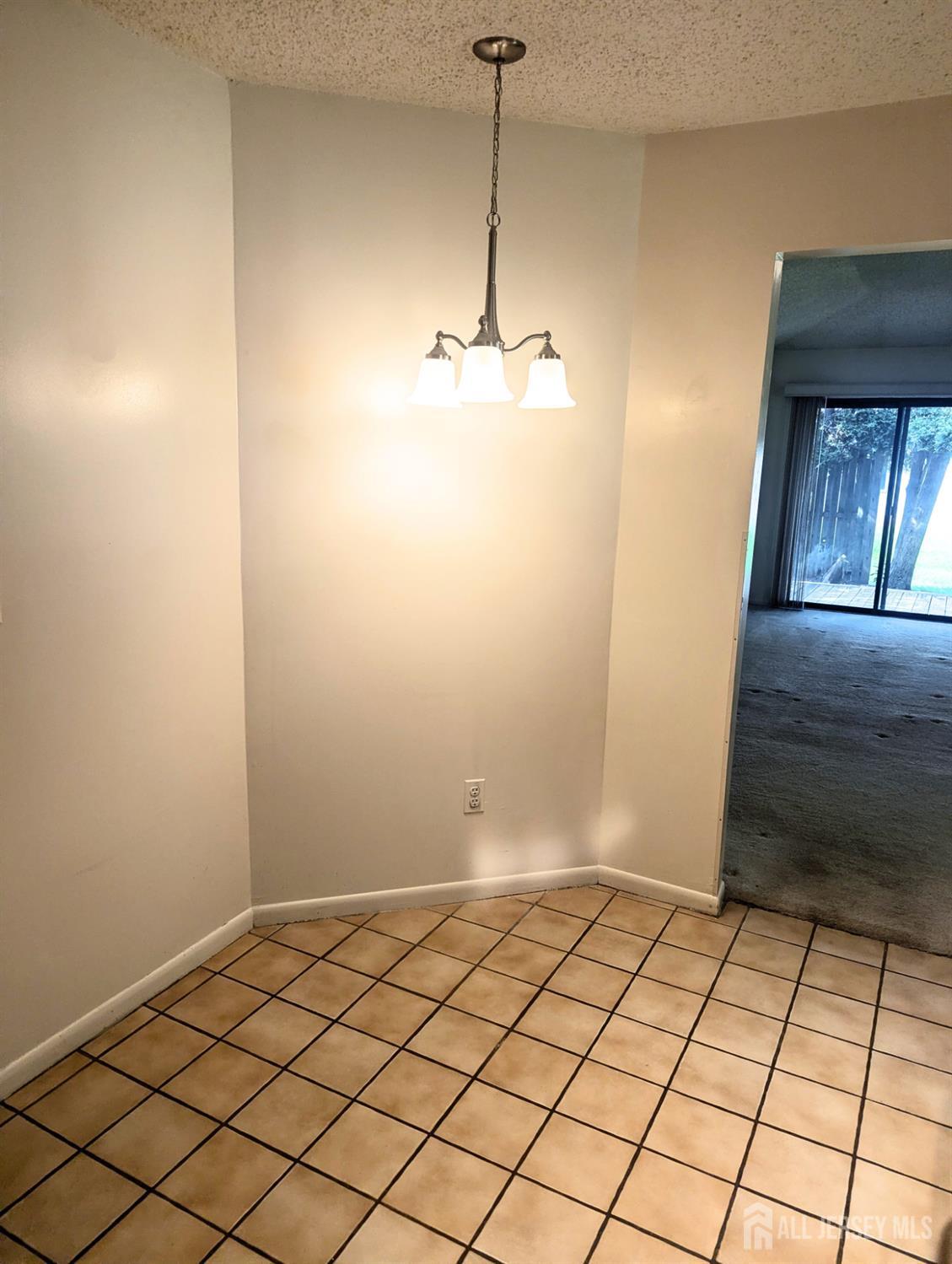 120 Park Gate Drive Image 5