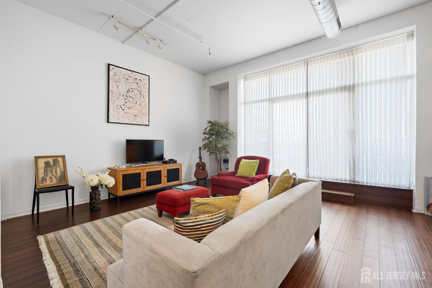 689 Luis Munoz Marin Boulevard 1005 Image 4