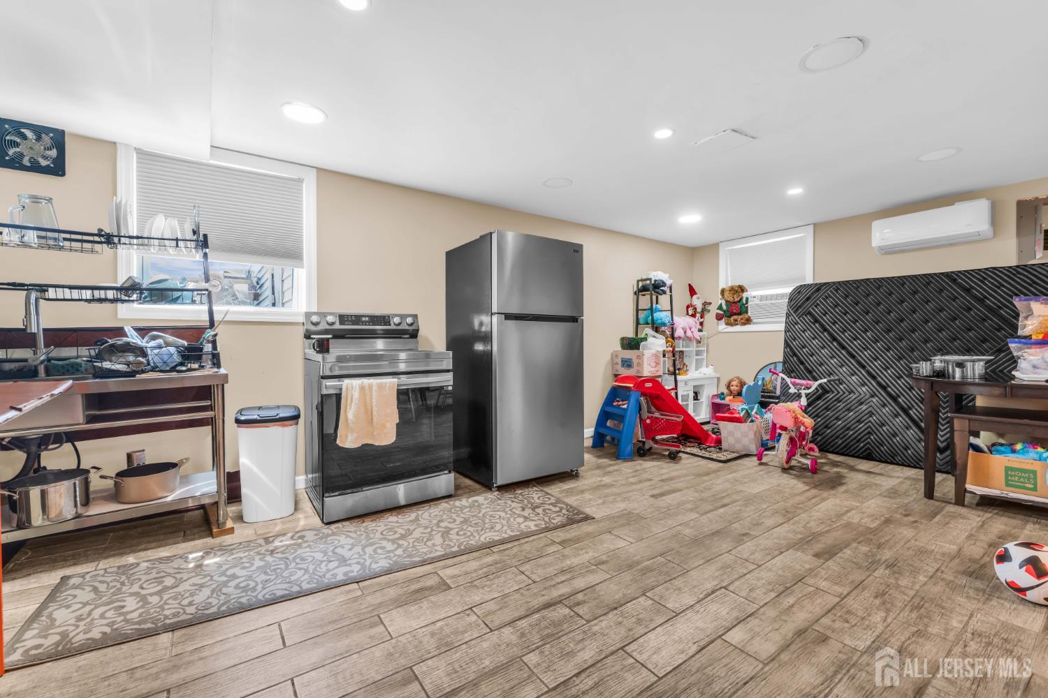 38 Jackson Avenue, Carteret, NJ, 07008 image 16