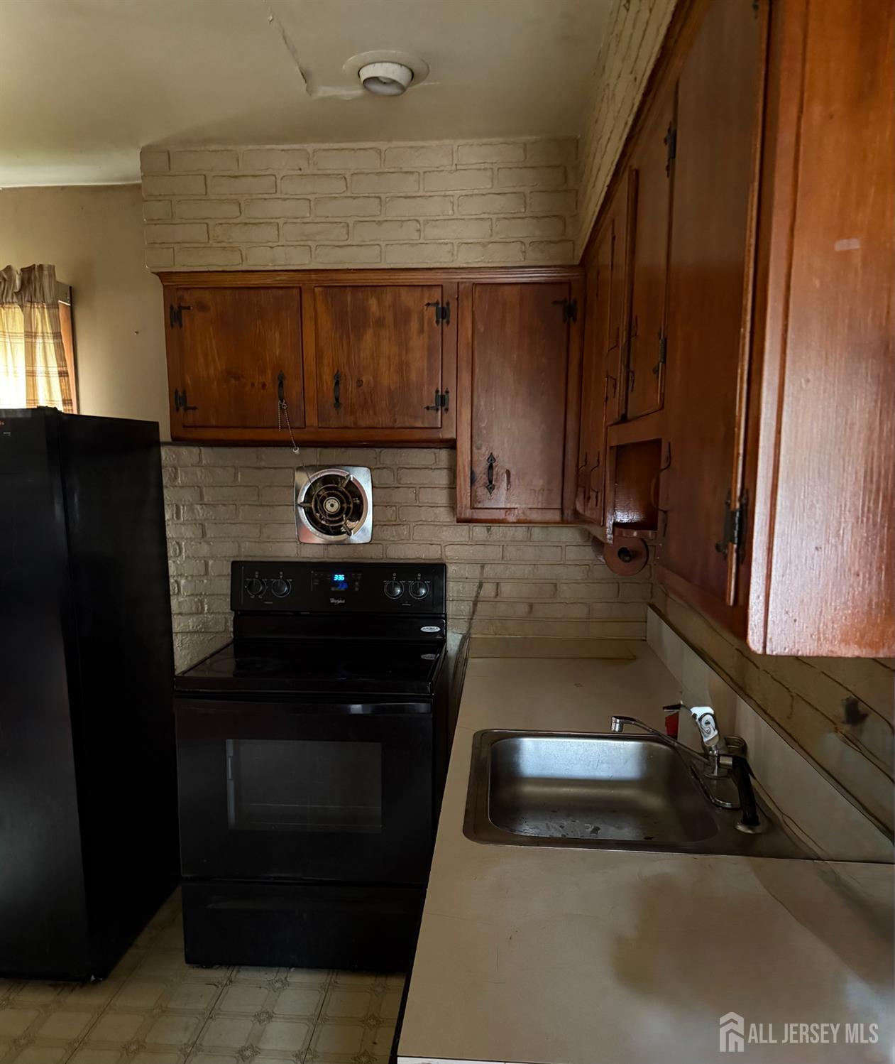 38 Raritan Avenue, Port Reading, NJ, 07064 image 6