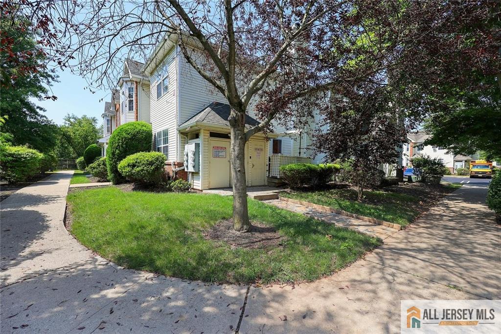 258 Pinelli Drive 258 Image 5