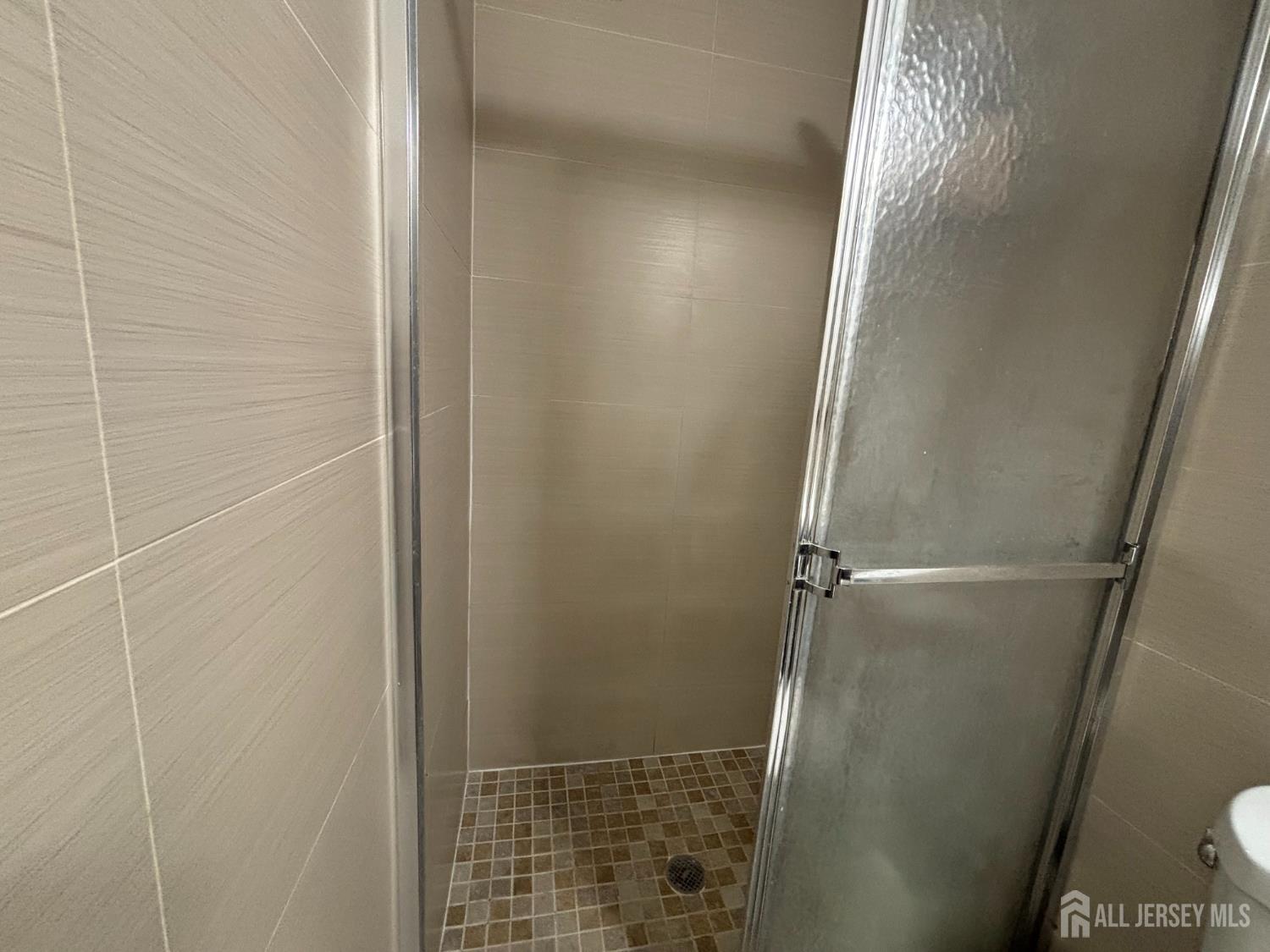 6005 N Oaks Boulevard, North Brunswick, NJ, 08902 image 14