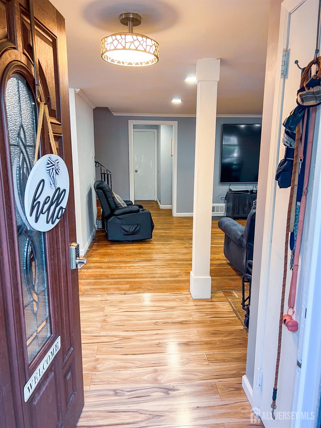1295 Marion Avenue Image 3