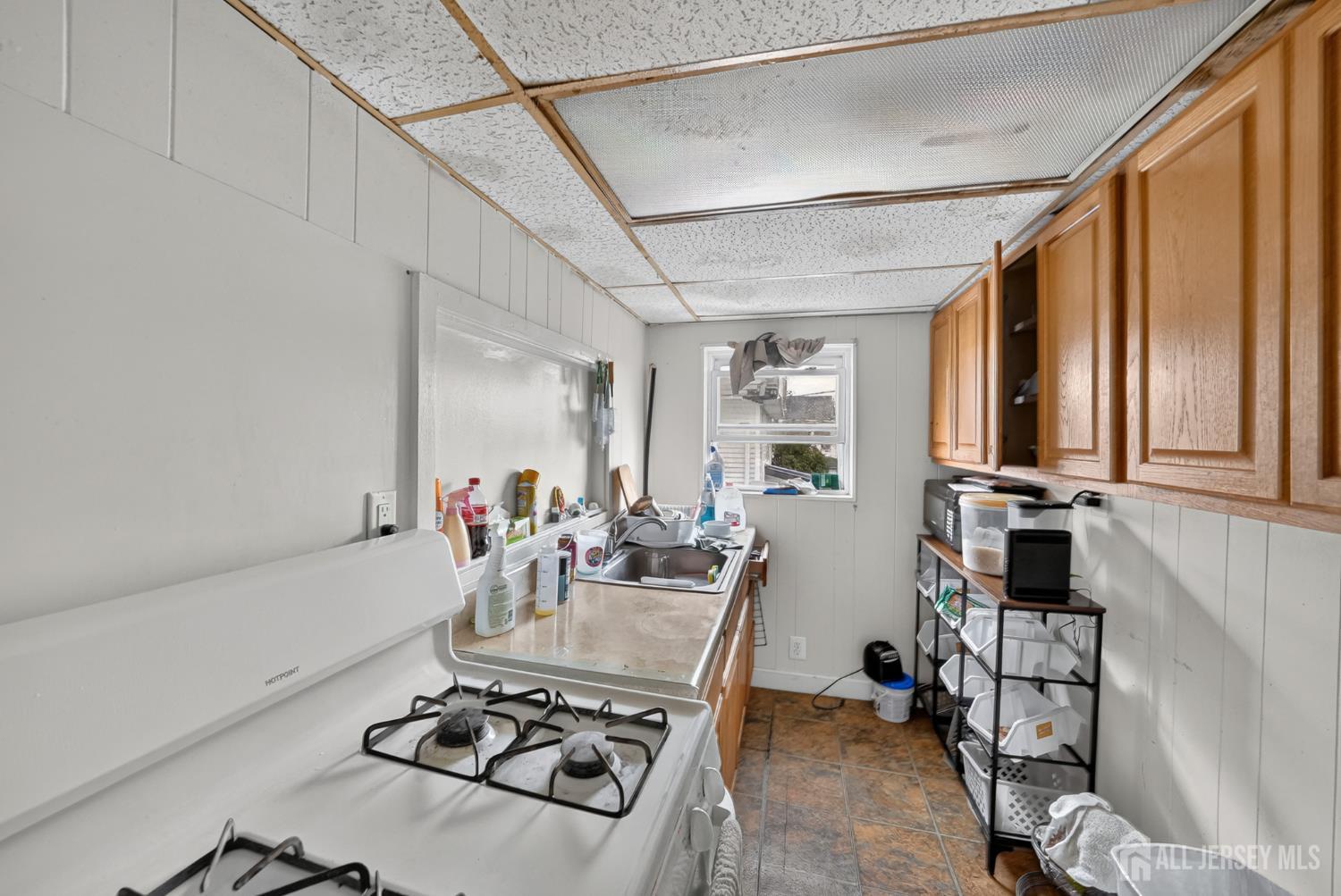 137 Livingston Avenue, New Brunswick, NJ, 08901 image 26