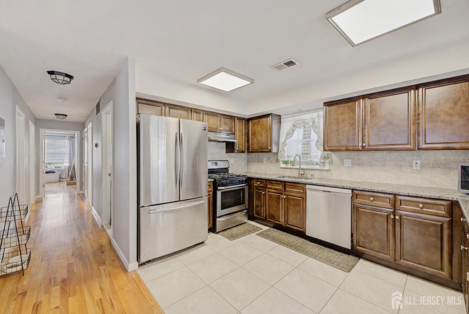 149 Bellair Place, Newark, NJ, 07104 image 25